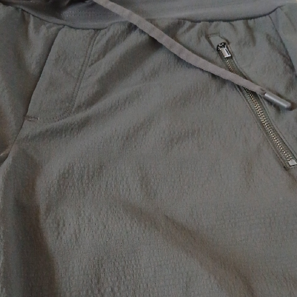 Athleta Joggers Women - Picture 15 of 15